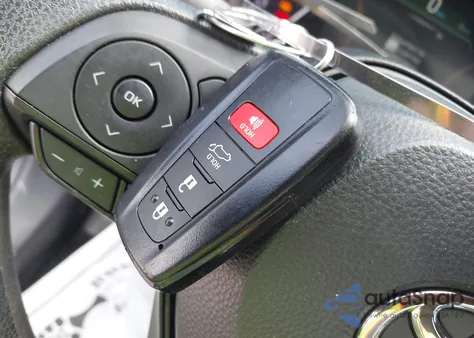 2024 Toyota Rav4 Xle из США, поврежденный, VIN 2T3W1RFV6RC274036